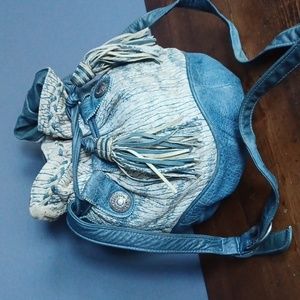 Vintage  bucket  crossbody